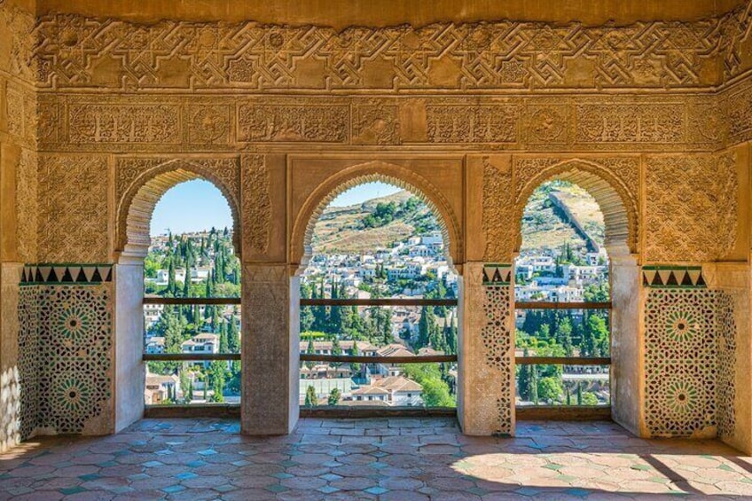 Granada Historic Discovery: From Alhambra to Albaicín