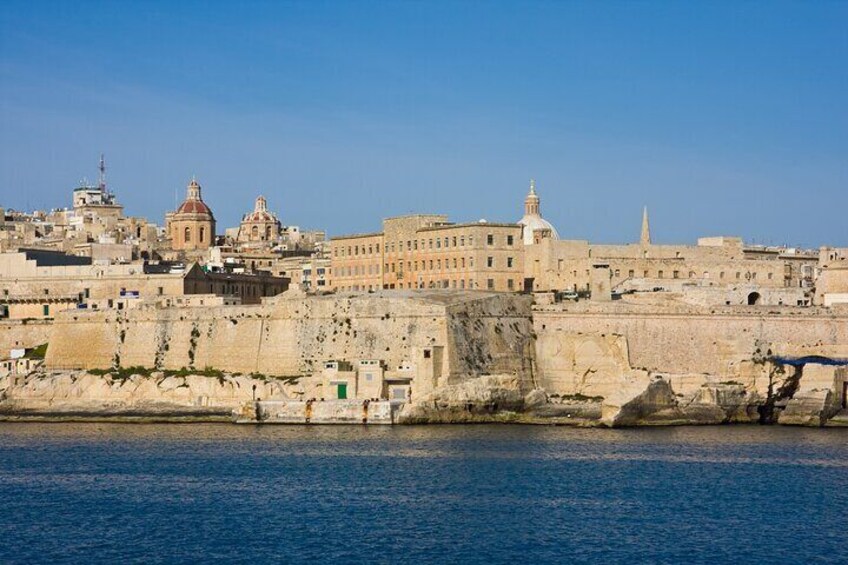 Valletta’s Historic Charm: A Guided Walking Tour