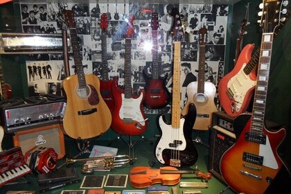 The Beatles Walking Tour in Liverpool