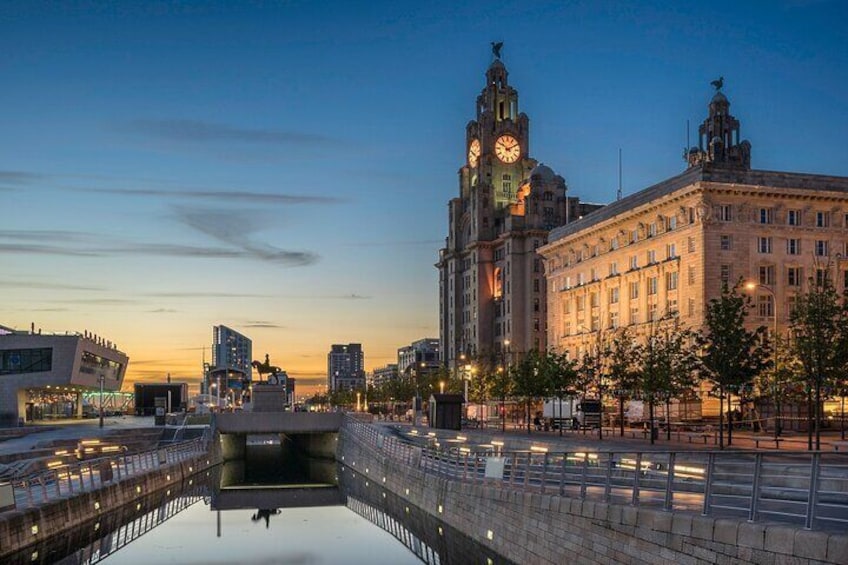 Liverpool Legends: A Cultural & Historic Journey
