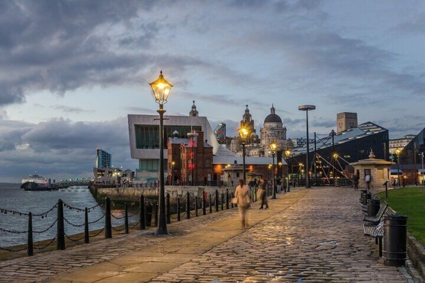 Enchanted Liverpool: A Festive Walking Tour