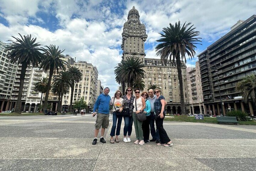 Exclusive Montevideo Tailor made Tour with a local - Electric SUV