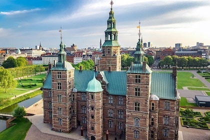 Copenhagen's Royal Castles Walking Tour