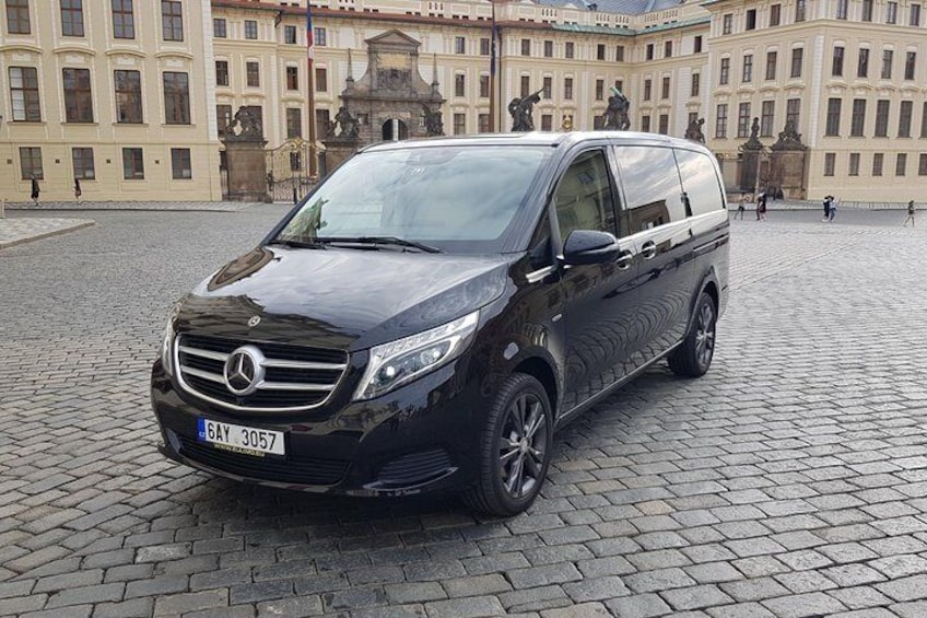 Luxury minivan Mercedes Benz V Class
