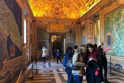 梵蒂冈博物馆私人门票：隐藏的宝石之旅