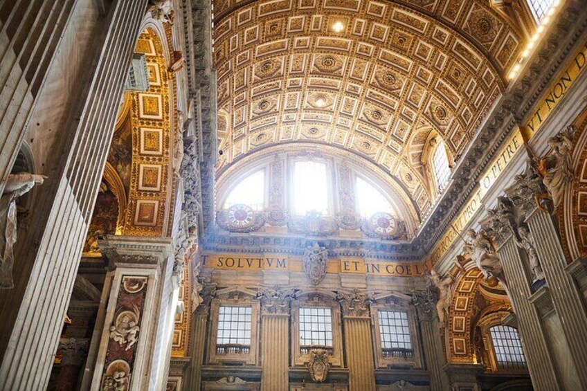 Private Vatican Museums Hidden Gems Tour with Optional Pick-Up