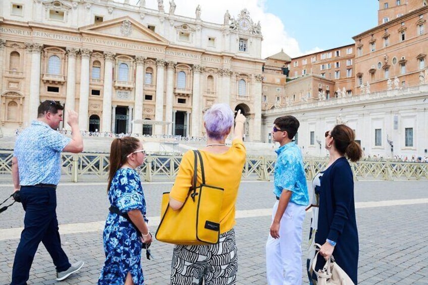 Private Vatican Museums and St. Peter's Basilica Early Bird Tour