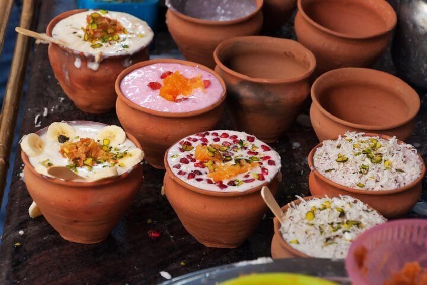 Varanasi Street Food Crawl (2 Hours Guided Food Tasting Tour)