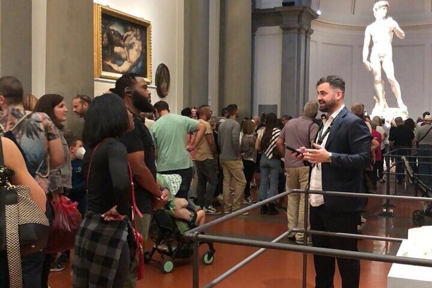 Anthony Anderson choose us to visit Michelangelo’s David