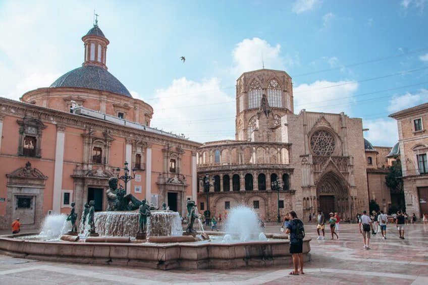 Valencia al completo en Bicicleta