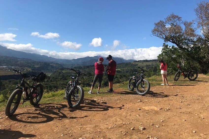 E-bike Tour - 2hr Guided Adventure in Boquete