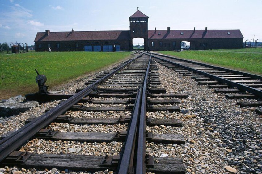 Auschwitz-Birkenau Museum and Memorial Guided Tour from Krakow