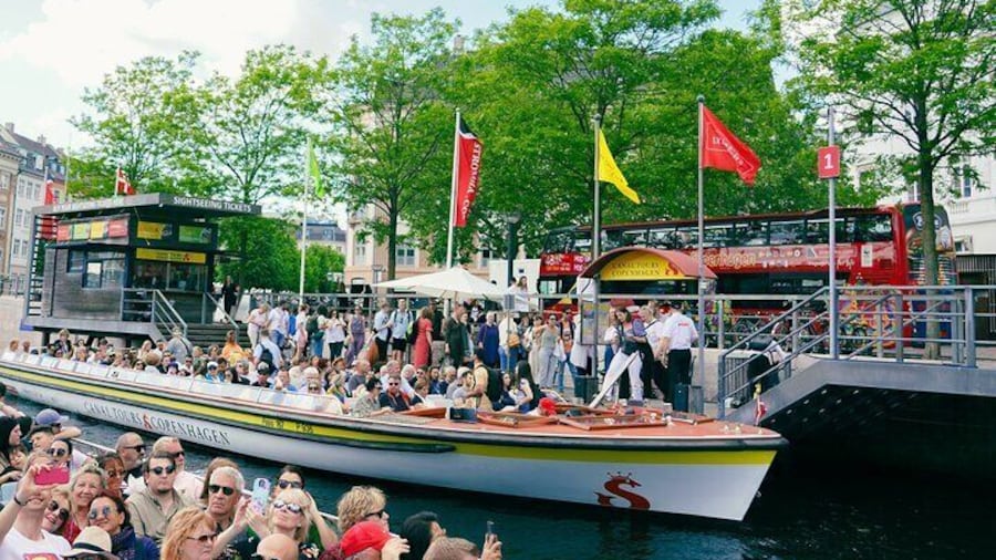 Explore Copenhagen by bus & boat