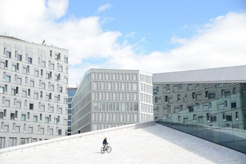 Oslo City Walks - The City of Contrasts