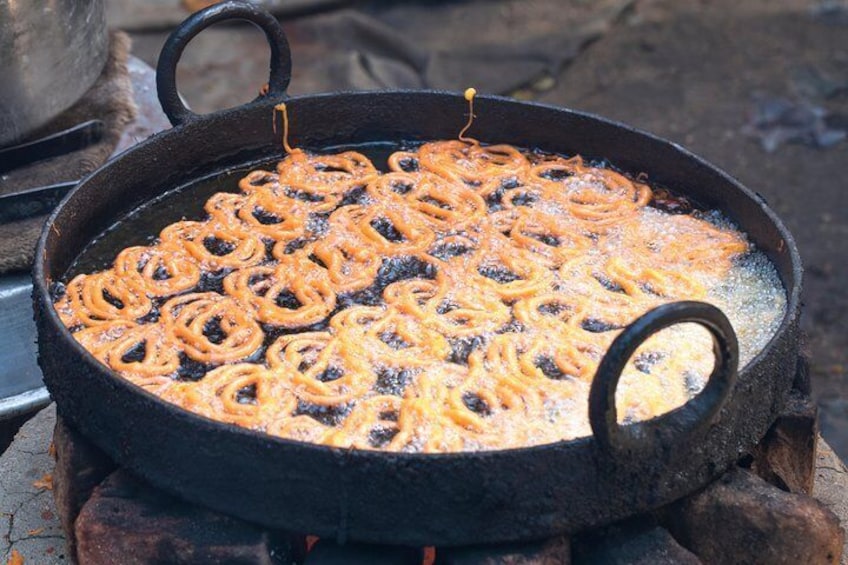 Jodhpur: Street Food Crawl (2 Hours Guided Food Tasting Tour)