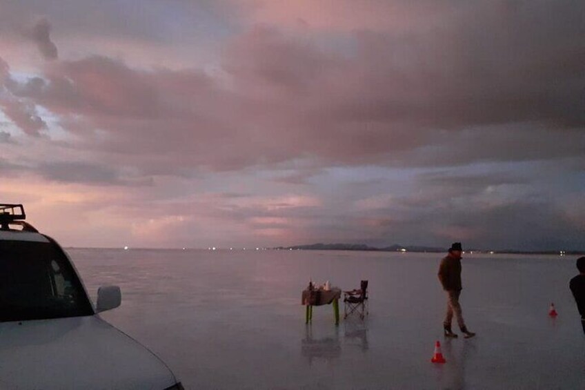 From Uyuni: Starlight and Sunrise Tour in Salt Flats