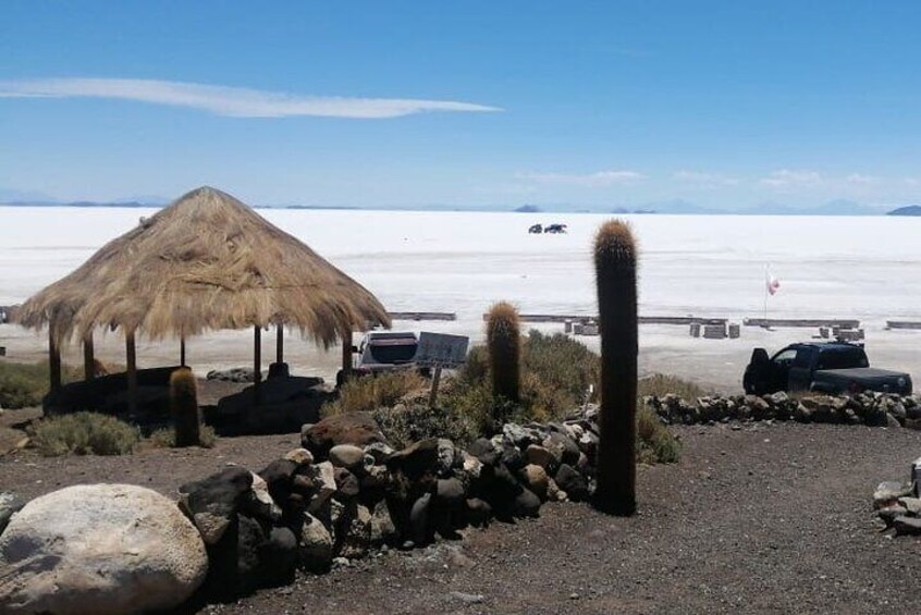 2-Days Uyuni Salt Flats including Laguna Colorada