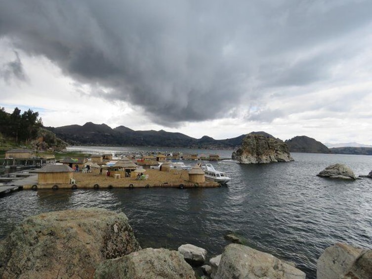 Lake Titicaca, HUATAJATA, builders of reed boats.