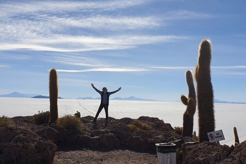 2-Day Uyuni Salt Flats - Including Laguna Colorada by Flight from La Paz