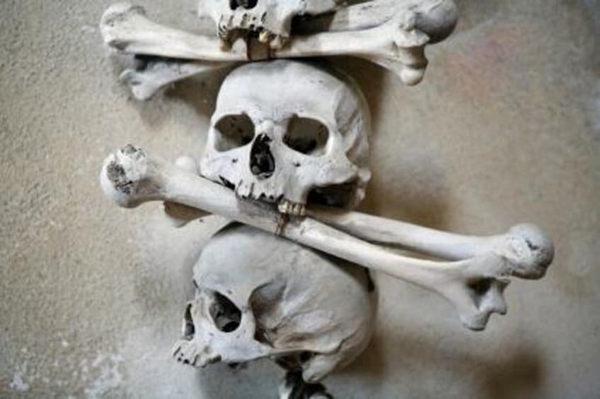 Scull and bones at Kutna Hora