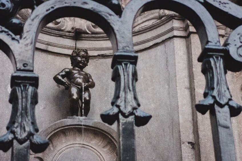 Manneken Pis statue