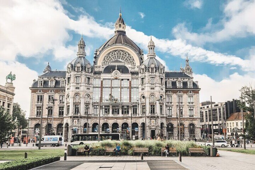 The most spectacular Central Station in the world is in Antwerp