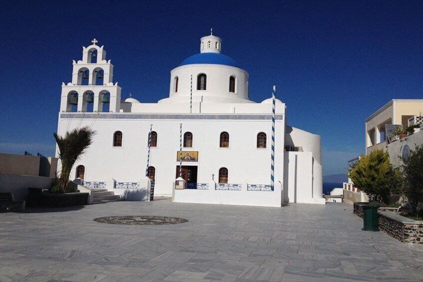 Oia Main Square