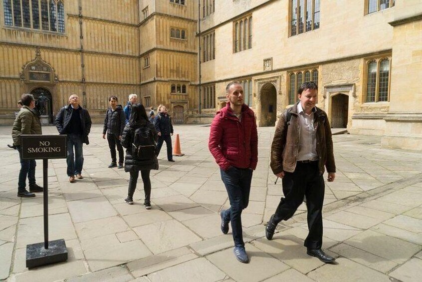 Peter guiding at Bodleian library quad