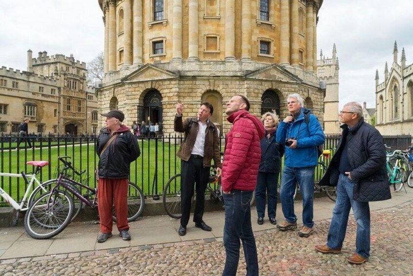 Peter guiding by Radcliffe camera