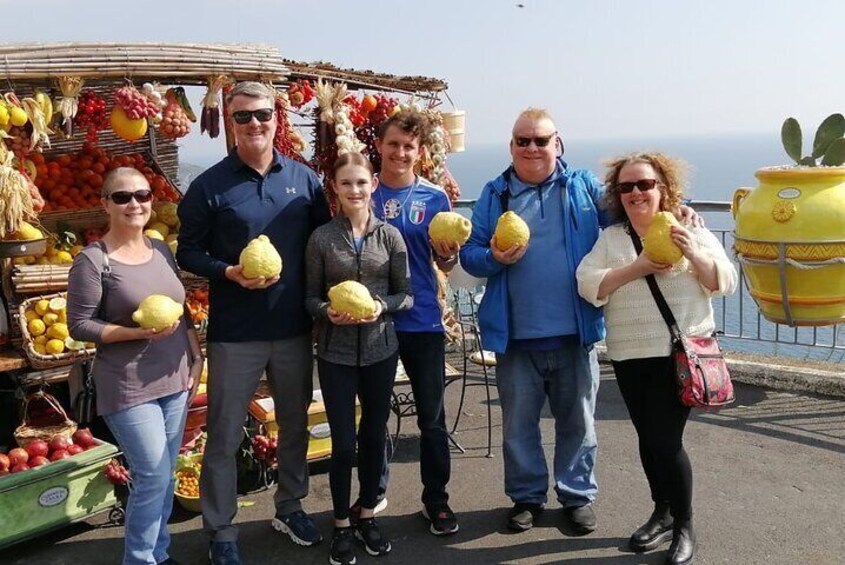  Amalfi coast small group up to 8 people with Mercedes 