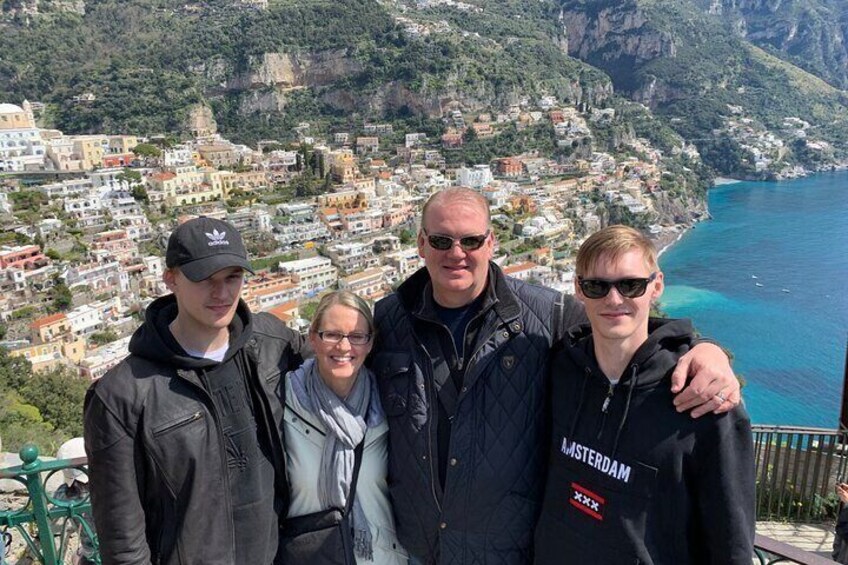  Amalfi coast small group up to 8 people with Mercedes 