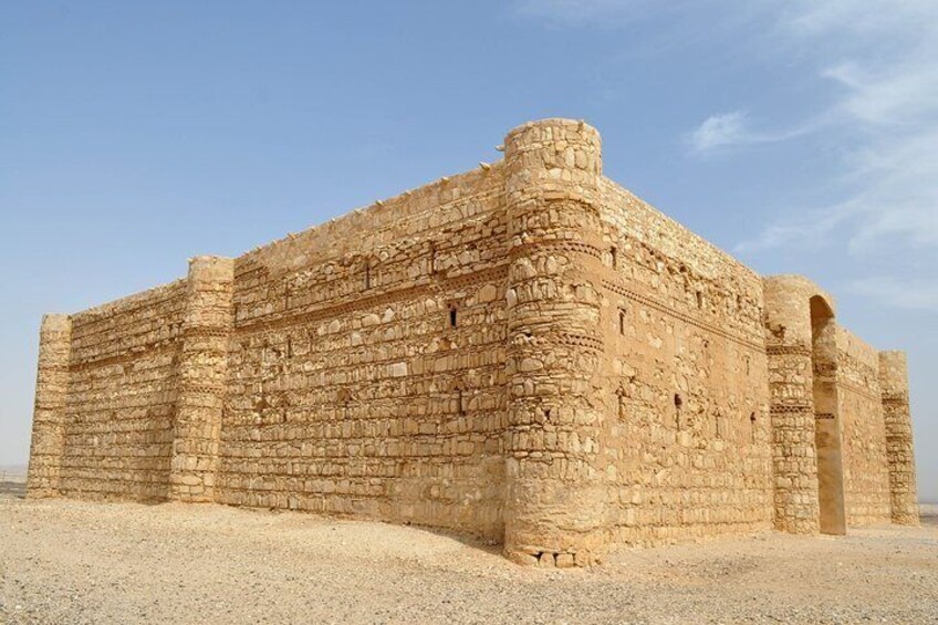 Private Tour: Full-Day Islamic Desert Castles and Ajloun Castle Trip from Amman