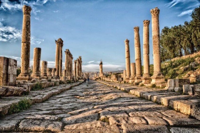 Private Half Day Tour to Jerash from Amman
