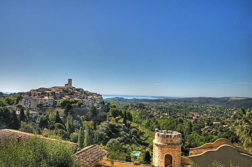 Provence Countryside Small Group Day Trip with Grasse Perfumery Visit from Nice