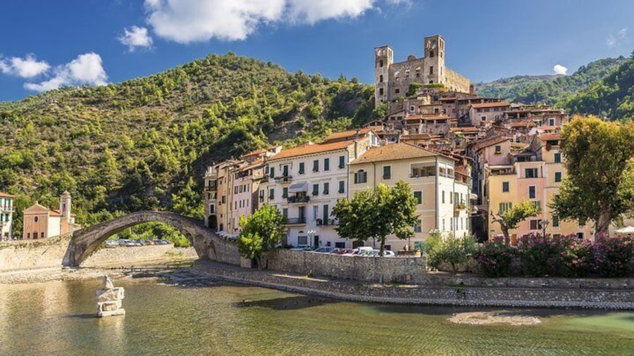 Italian Market Shopping Small Group Day Tour from Nice