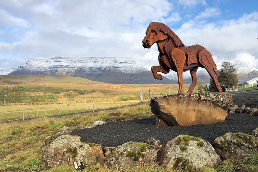 Icelandic Horseback Riding Including Pick Up from Reykjavik