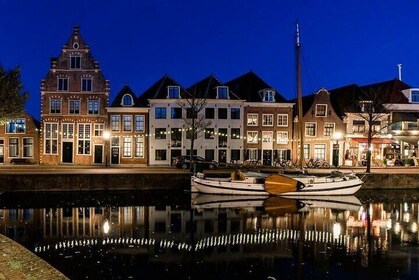 Round trip, Visit The Harbour of the Netherlands with a Electric boat in Ho...