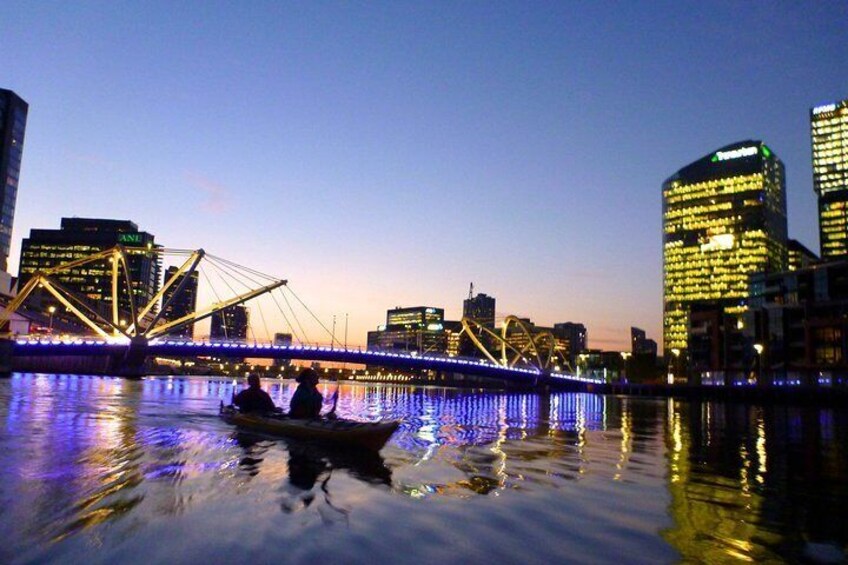After dark the lights of Melbourne City come out to play