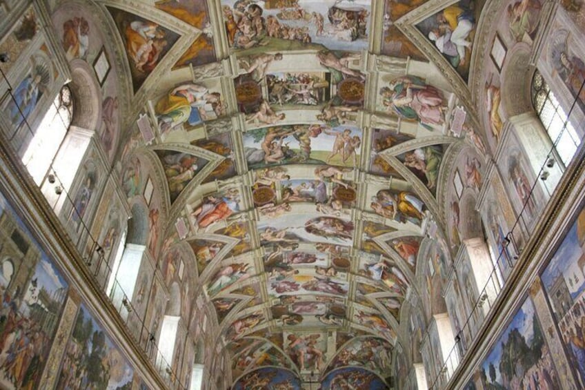 Skip-the-line Vatican tour with Sistine Chapel & St Peter's
