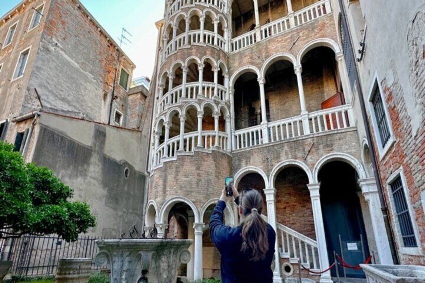 Venice in a Day Tour with St Mark's, Doge's Palace and Gondolas