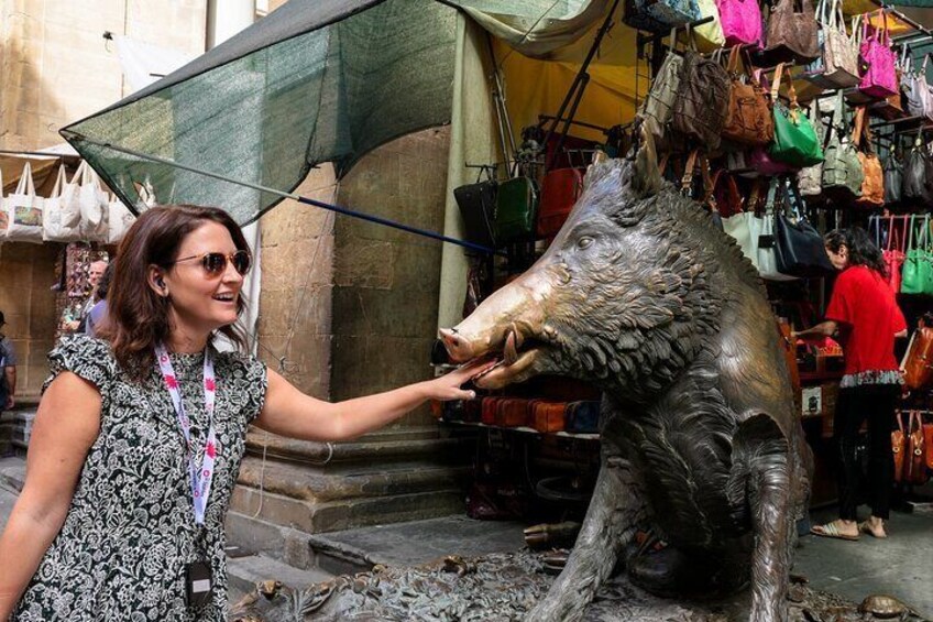 Leather Market & Bronze Boar - Stroll past the leather market and learn about the history of the leather trade in Florence. Make sure to make a wish at the iconic boar fountain 