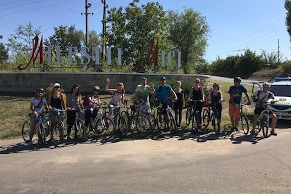 Private Bike Tour to Milestii Mici Winery with wine tasting and lunch