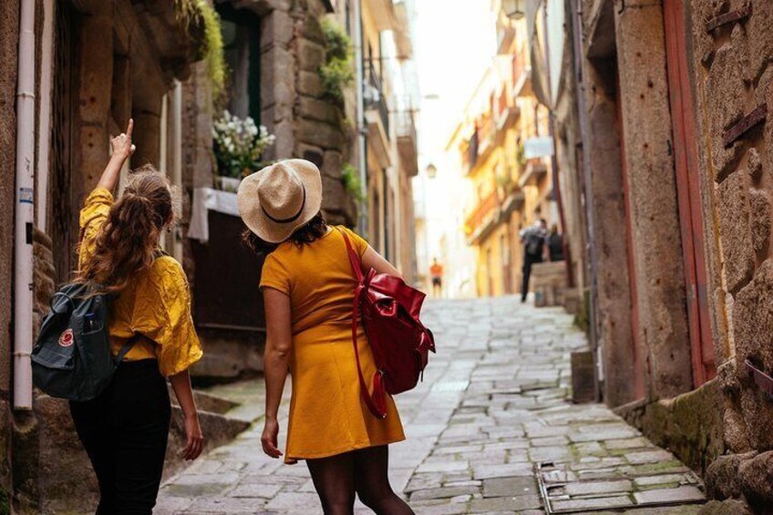 Discover Lisbon with a local