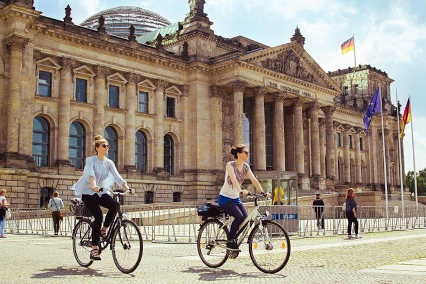 Berlin Wall Bike Private Tour