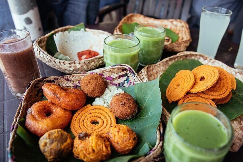 Experience the true Sri Lankan food scene