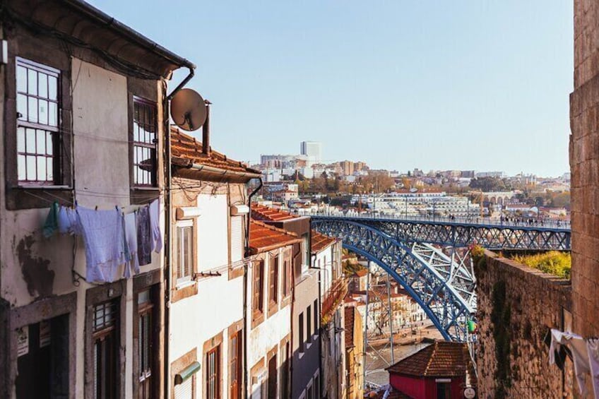 Porto Highlights & Hidden Private Tour with a Local Private Guide