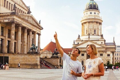 Highlights & Hidden Gems With Locals: Best of Berlin Private Tour