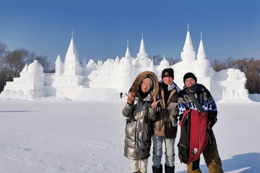 All-Inclusive Private 2-Day Ice and Snow Festival Tour Package plus City Highlights