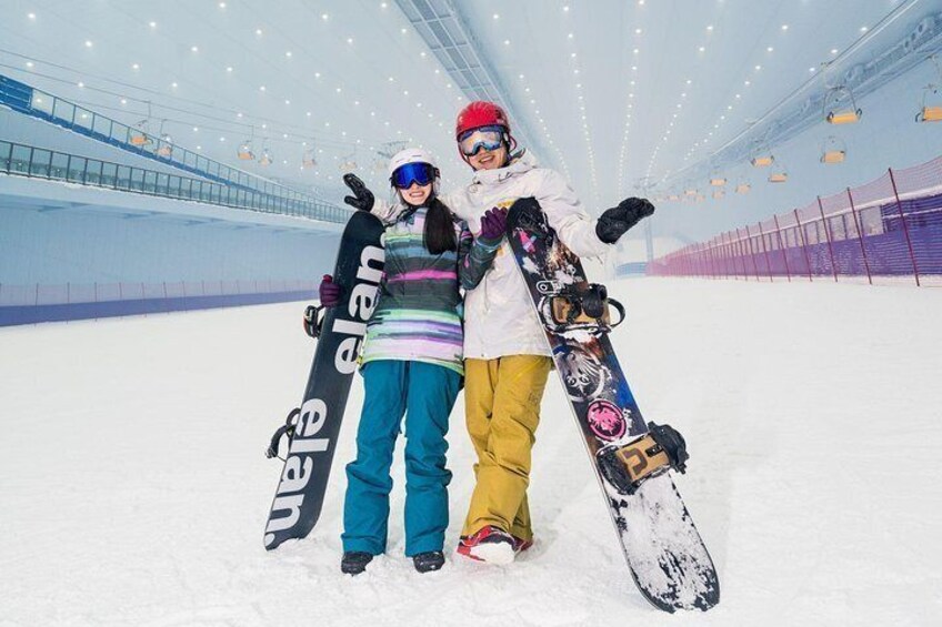 Harbin Indoor snow skiing resort open year around 