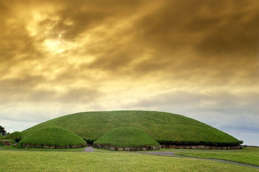 Knowth Monument at Bru Na Boinne